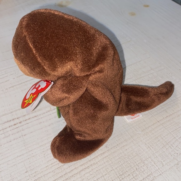 Ty Beanie Babies "Seaweed" Otter Stuffed Plush 5.5" Brown With ear Tag - Picture 3 of 11